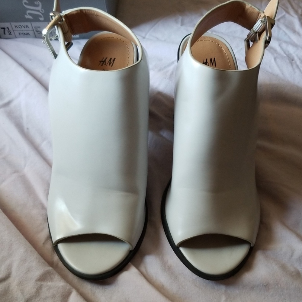 Shoes - Picture 3 of 3